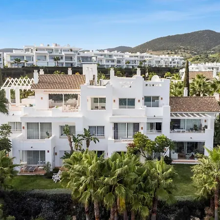 Vivi Homes - Casa Sereno - Lagoon - Pool - Garden - View Daire Estepona